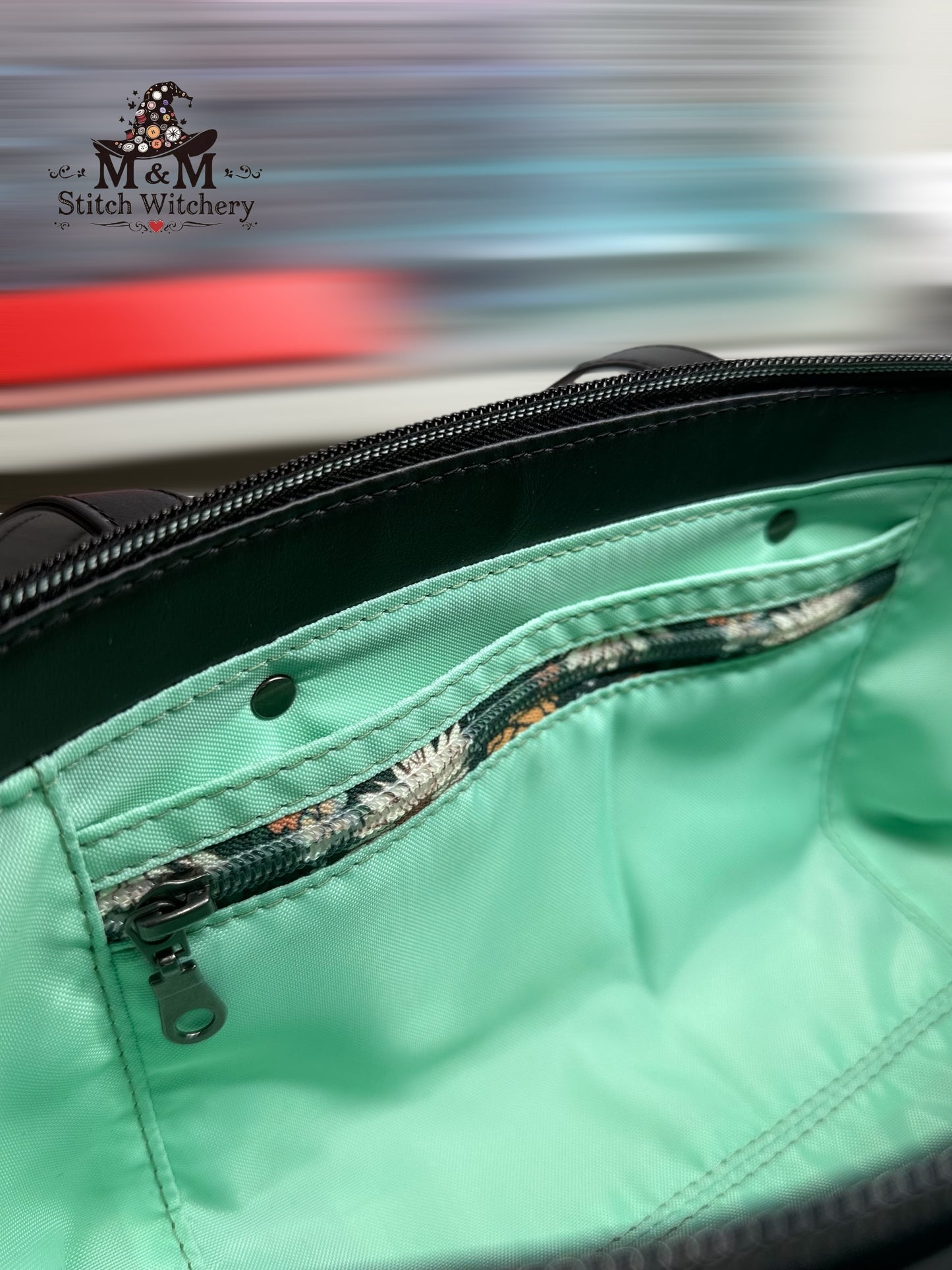 Celeste East West Bag (Green)