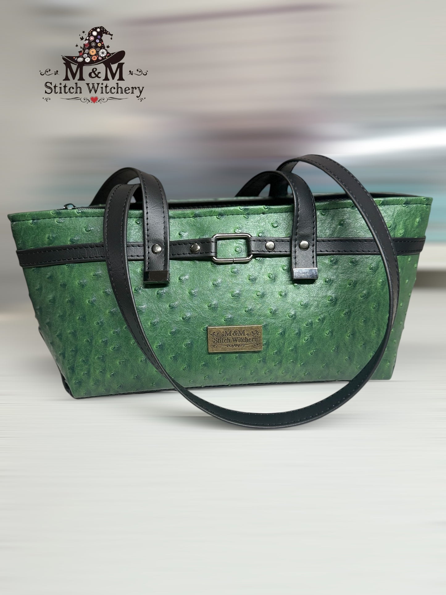 Celeste East West Bag (Green)
