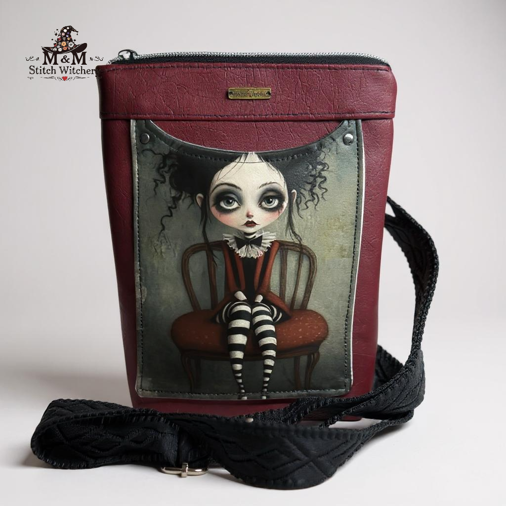 The Friends Midi Sling Bag (Goth Girl 1)