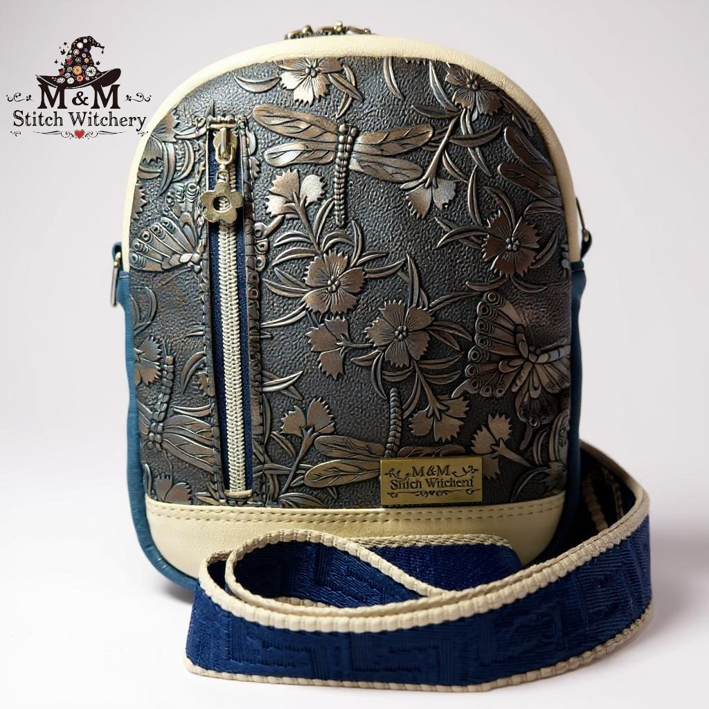 The Pebble Sling (Blue Dragonflies)