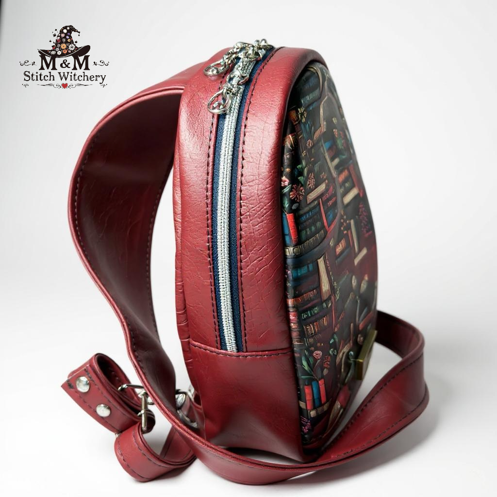 The Simplistic Sling (Booklover)