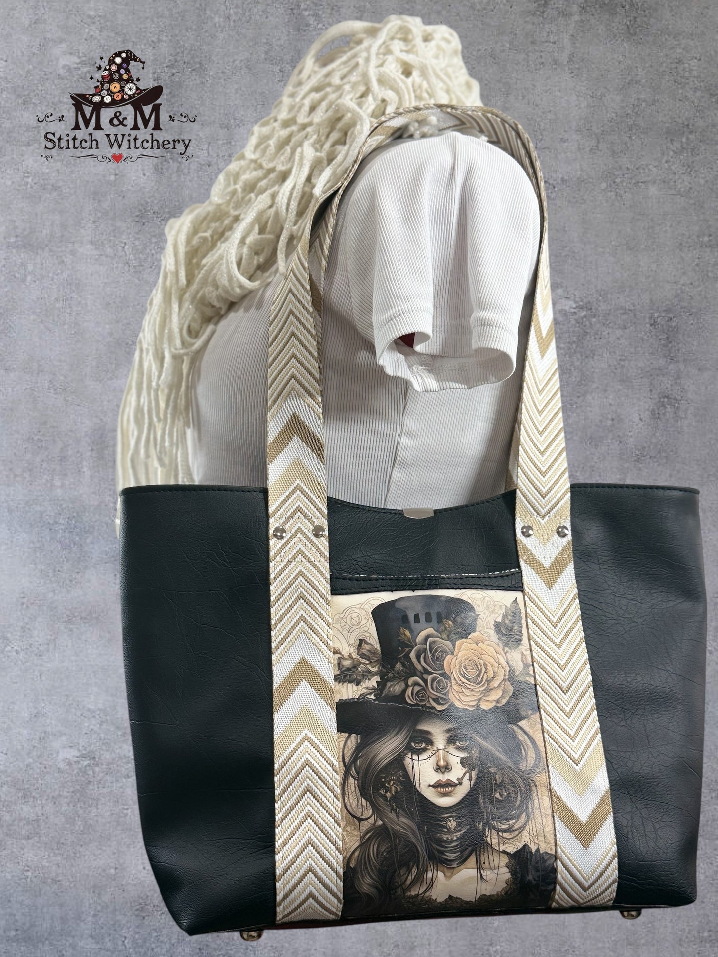 The GQ Tote Bag (Girl 1)