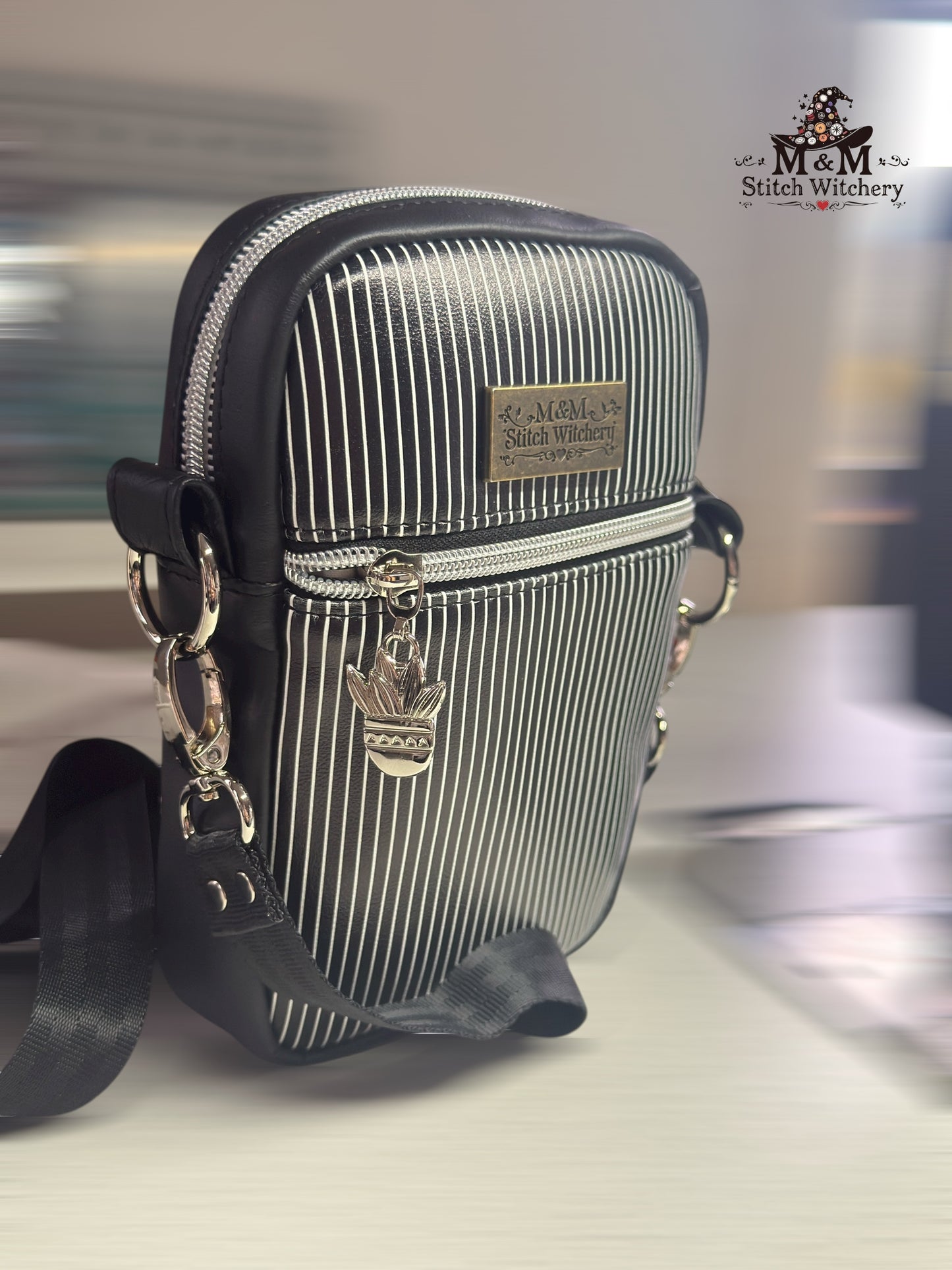 On the Go Mini Sling (Baby Zebra)