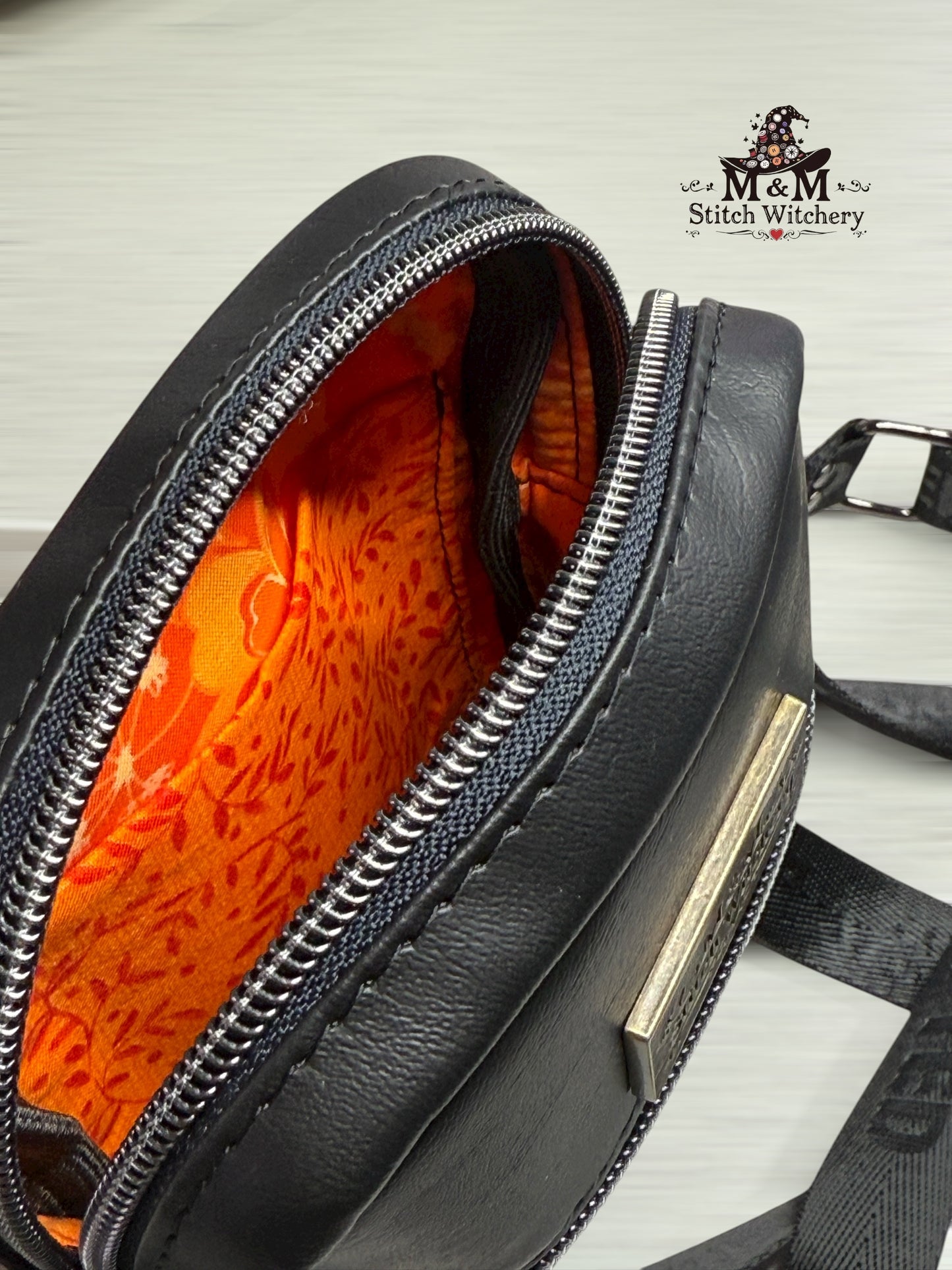 On the Go Mini Sling (Baby Highland Cow)